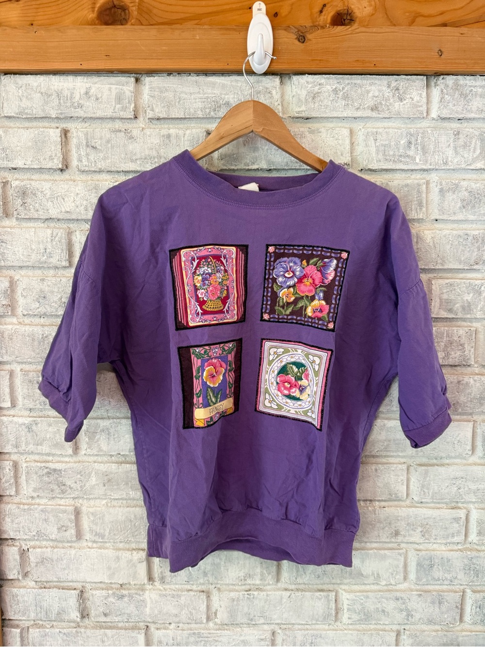 90’s Purple Short-Sleeve Floral Patch Blouse